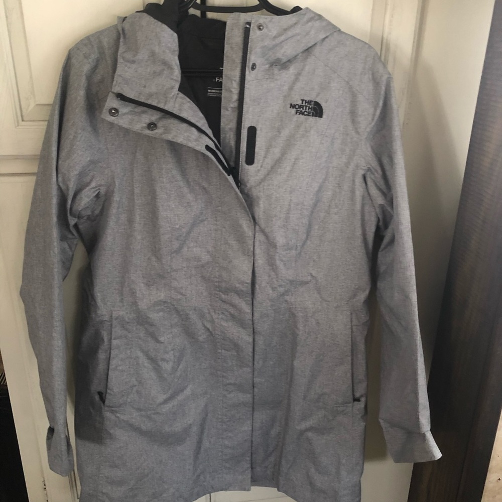 Women north face rain jacket with hood